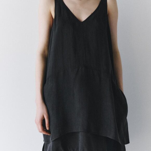 ZARA Short V-Neck, Sleeveless Dress ZW Collection - Size SMALL - Picture 2 of 15